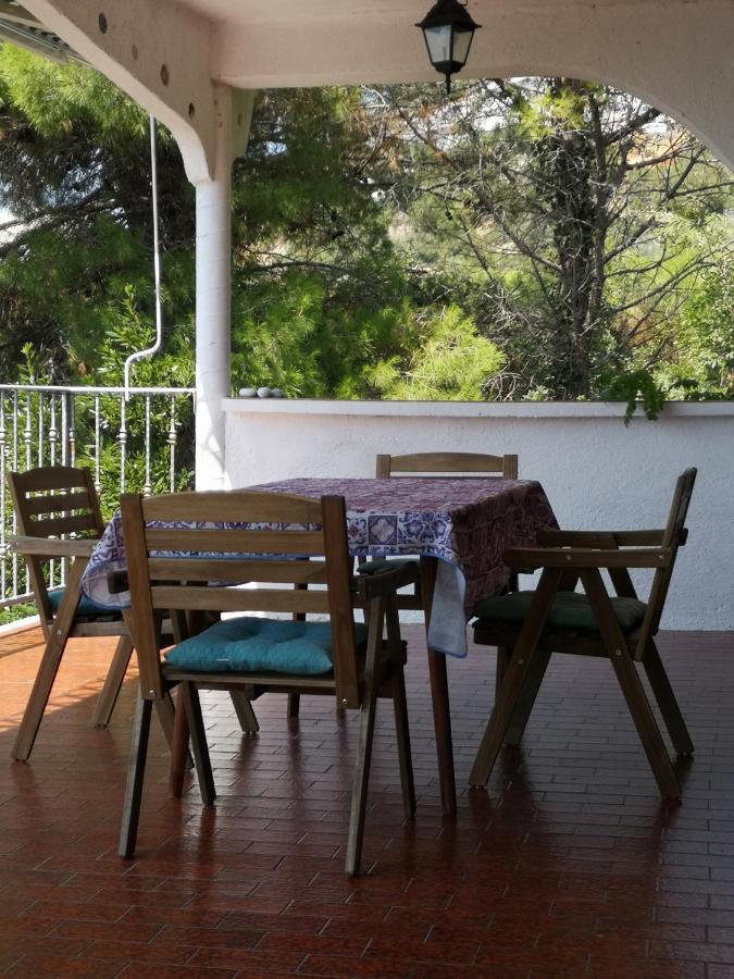Apartments Bassi Stara Baška Екстериор снимка
