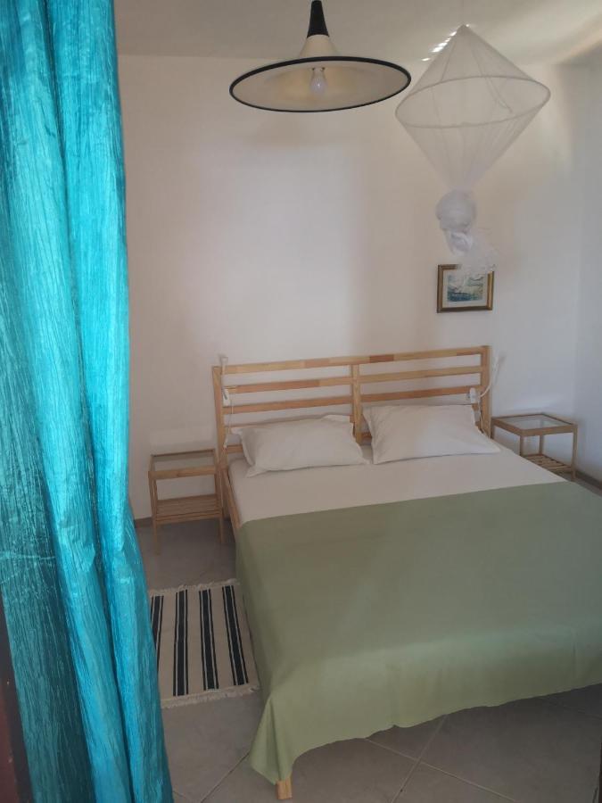 Apartments Bassi Stara Baška Екстериор снимка