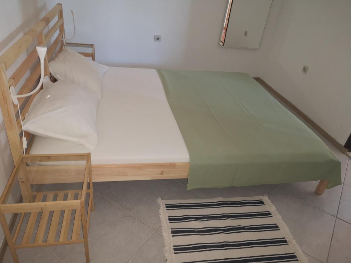 Apartments Bassi Stara Baška Екстериор снимка