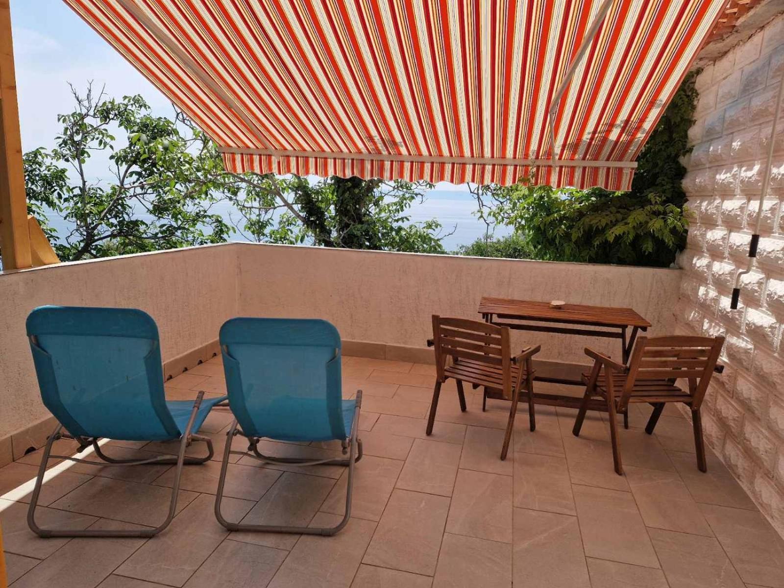 Apartments Bassi Stara Baška Екстериор снимка