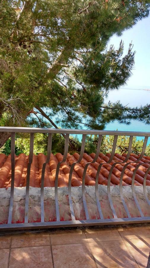 Apartments Bassi Stara Baška Екстериор снимка