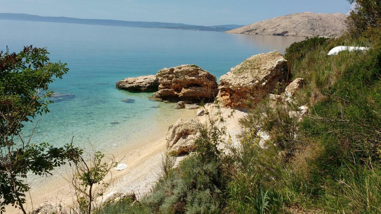 Apartments Bassi Stara Baška Екстериор снимка
