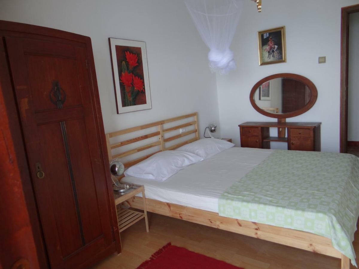 Apartments Bassi Stara Baška Екстериор снимка